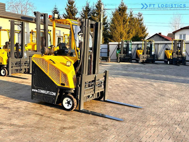 Combilift C3000CB / LPG / TRIPLEX - 4900MM / LPG / FREE LIFT / FORK POSITIONER C3000CB / LPG / TRIPLEX - 4900MM / LPG / FREE LIFT / FORK P - Stivuitor cu catarg retractabil, cu schimbare rapidă de direcţie: Foto 5 Combilift C3000CB / LPG / TRIPLEX - 4900MM / LPG / FREE LIFT / FORK POSITIONER C3000CB / LPG / TRIPLEX - 4900MM / LPG / FREE LIFT / FORK P - Stivuitor cu catarg retractabil, cu schimbare rapidă de direcţie: Foto 5