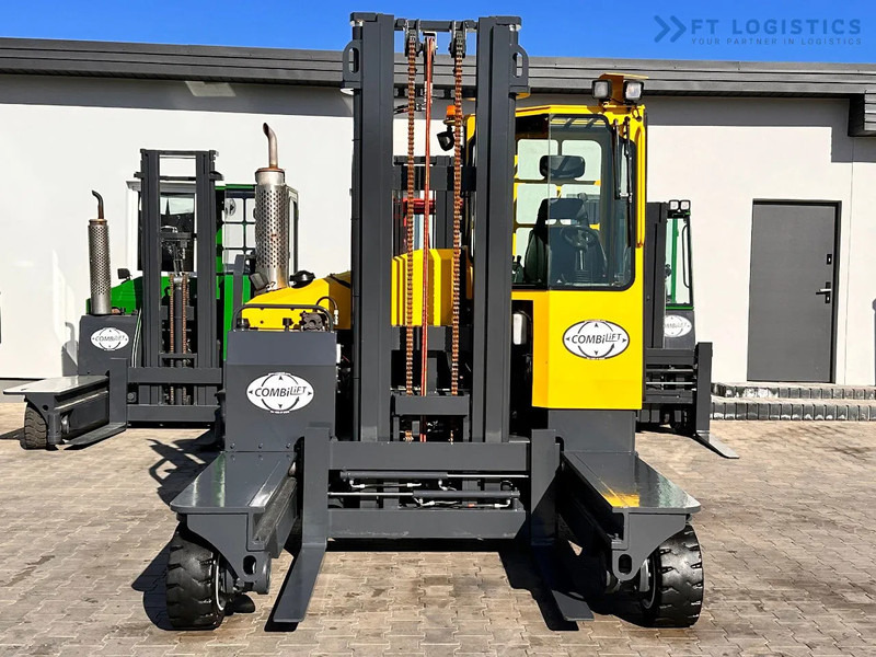 Combilift C4000 / LPG / DUPLEX / 4100MM / SCALE / SIDE SHIFT / LIKE NEW C4000 / LPG / DUPLEX / 4100MM / SCALE / SIDE SHIFT / LIKE NEW - Stivuitor cu catarg retractabil, cu schimbare rapidă de direcţie: Foto 5 Combilift C4000 / LPG / DUPLEX / 4100MM / SCALE / SIDE SHIFT / LIKE NEW C4000 / LPG / DUPLEX / 4100MM / SCALE / SIDE SHIFT / LIKE NEW - Stivuitor cu catarg retractabil, cu schimbare rapidă de direcţie: Foto 5