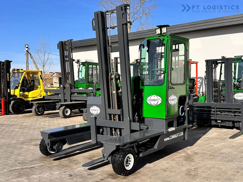 Combilift C4000 / LPG / DUPLEX / 4500MM / FREE LIFT / LIKE NEW C4000 / LPG / DUPLEX / 4500MM / FREE LIFT / LIKE NEW - Stivuitor cu catarg retractabil, cu schimbare rapidă de direcţie: Foto 2 Combilift C4000 / LPG / DUPLEX / 4500MM / FREE LIFT / LIKE NEW C4000 / LPG / DUPLEX / 4500MM / FREE LIFT / LIKE NEW - Stivuitor cu catarg retractabil, cu schimbare rapidă de direcţie: Foto 2