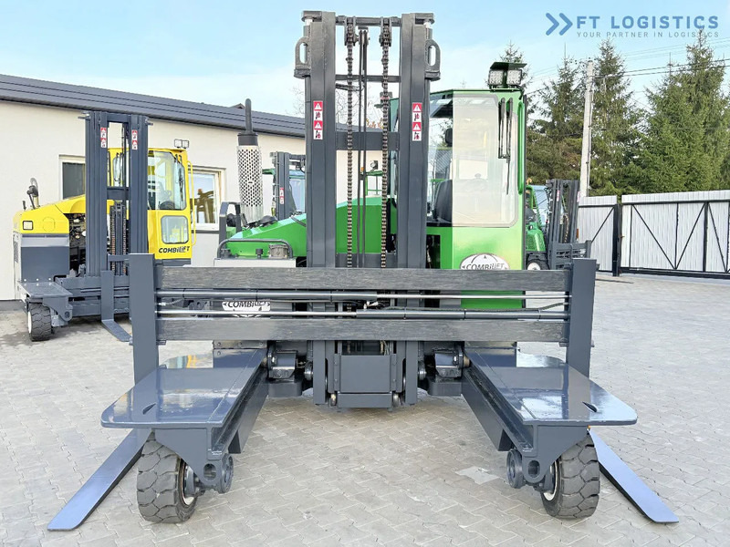Stivuitor cu catarg retractabil, cu schimbare rapidă de direcţie Combilift C4500 / DIESEL / DUPLEX 4000MM / WIDE FORK POSITIONER / HEATING / FULL CABIN / EXCELLENT CONDITION / A wide range of four-way an: Foto 5