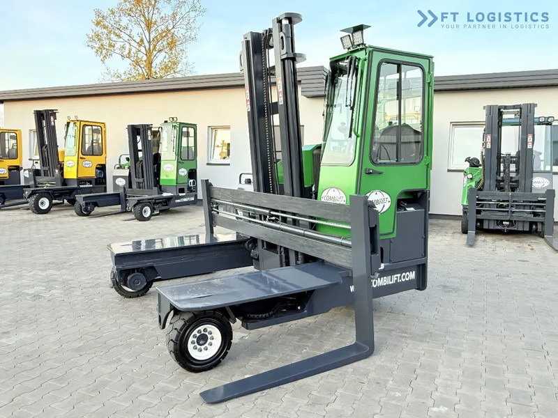 Combilift C4500 / DIESEL / DUPLEX 4000MM / WIDE FORK POSITIONER / HEATING / FULL CABIN / EXCELLENT CONDITION / A wide range of four-way an - Stivuitor cu catarg retractabil, cu schimbare rapidă de direcţie: Foto 2 Combilift C4500 / DIESEL / DUPLEX 4000MM / WIDE FORK POSITIONER / HEATING / FULL CABIN / EXCELLENT CONDITION / A wide range of four-way an - Stivuitor cu catarg retractabil, cu schimbare rapidă de direcţie: Foto 2