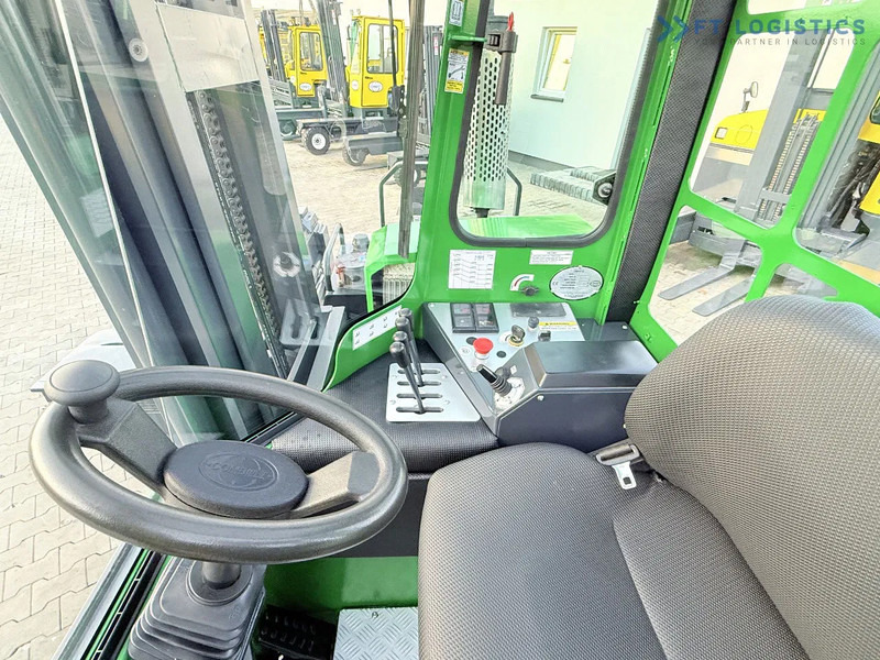 Stivuitor cu catarg retractabil, cu schimbare rapidă de direcţie Combilift C4500 / DIESEL / DUPLEX 4000MM / WIDE FORK POSITIONER / HEATING / FULL CABIN / EXCELLENT CONDITION / A wide range of four-way an: Foto 20