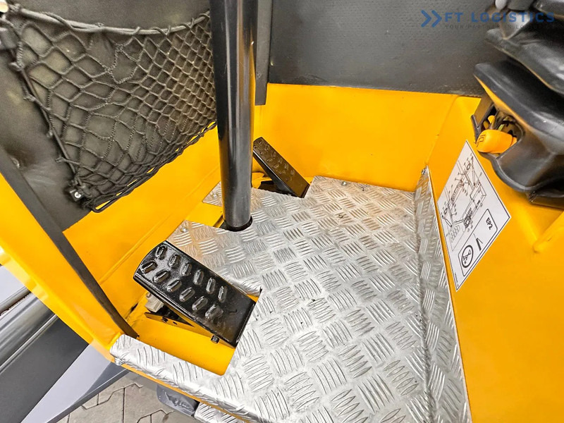 Stivuitor cu catarg retractabil, cu schimbare rapidă de direcţie Combilift C4500 / DUPLEX / 4050MM / DIESEL / WIDE POSITIONER / FREE LIFT C4500 / DUPLEX / 4050MM / DIESEL / WIDE POSITIONER / FREE LIFT: Foto 17