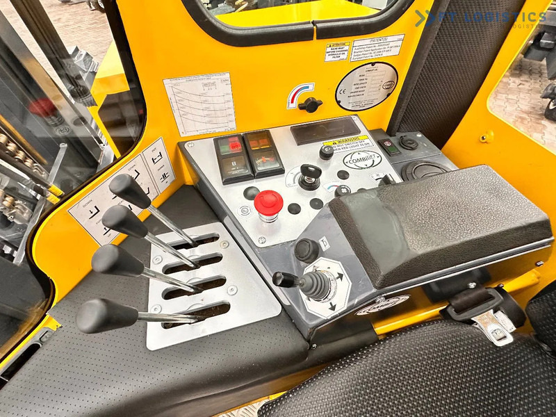 Stivuitor cu catarg retractabil, cu schimbare rapidă de direcţie Combilift C4500 / DUPLEX / 4050MM / DIESEL / WIDE POSITIONER / FREE LIFT C4500 / DUPLEX / 4050MM / DIESEL / WIDE POSITIONER / FREE LIFT: Foto 19
