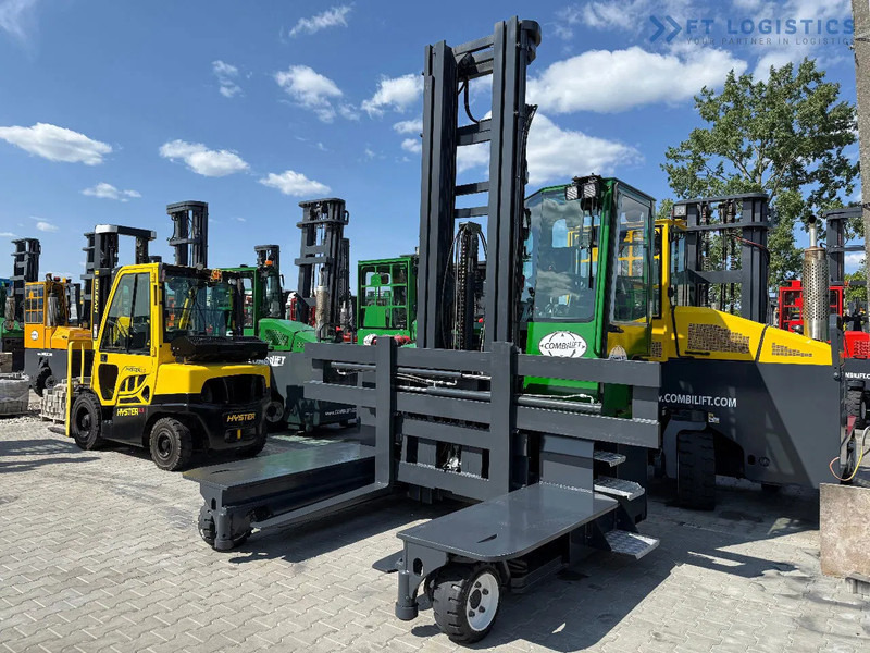 Combilift C5000E / ELECTRIC / TRIPLEX 8300MM / FULL FREE LIFT / WIDE FORK POSITIONER / SIDE SHIFT / BATTERY LIKE NEW C5000E / ELECTRIC / T - Stivuitor cu catarg retractabil, cu schimbare rapidă de direcţie: Foto 2 Combilift C5000E / ELECTRIC / TRIPLEX 8300MM / FULL FREE LIFT / WIDE FORK POSITIONER / SIDE SHIFT / BATTERY LIKE NEW C5000E / ELECTRIC / T - Stivuitor cu catarg retractabil, cu schimbare rapidă de direcţie: Foto 2