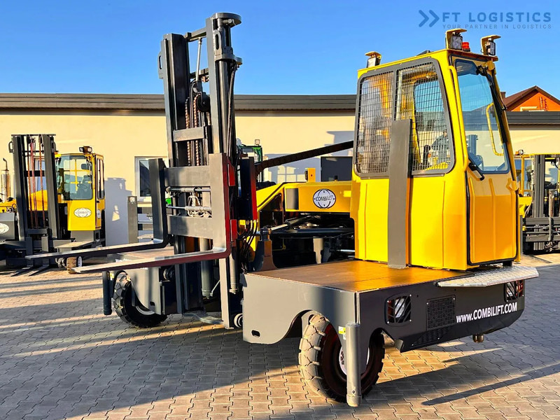 Combilift C5000SL / 5T / DUPLEX – 4000 MM / FREE LIFT / LPG / LIKE NEW!!! C5000SL / 5T / DUPLEX – 4000 MM / FREE LIFT / LPG / LIKE NEW!!! - Stivuitor cu catarg retractabil, cu schimbare rapidă de direcţie: Foto 1 Combilift C5000SL / 5T / DUPLEX – 4000 MM / FREE LIFT / LPG / LIKE NEW!!! C5000SL / 5T / DUPLEX – 4000 MM / FREE LIFT / LPG / LIKE NEW!!! - Stivuitor cu catarg retractabil, cu schimbare rapidă de direcţie: Foto 1