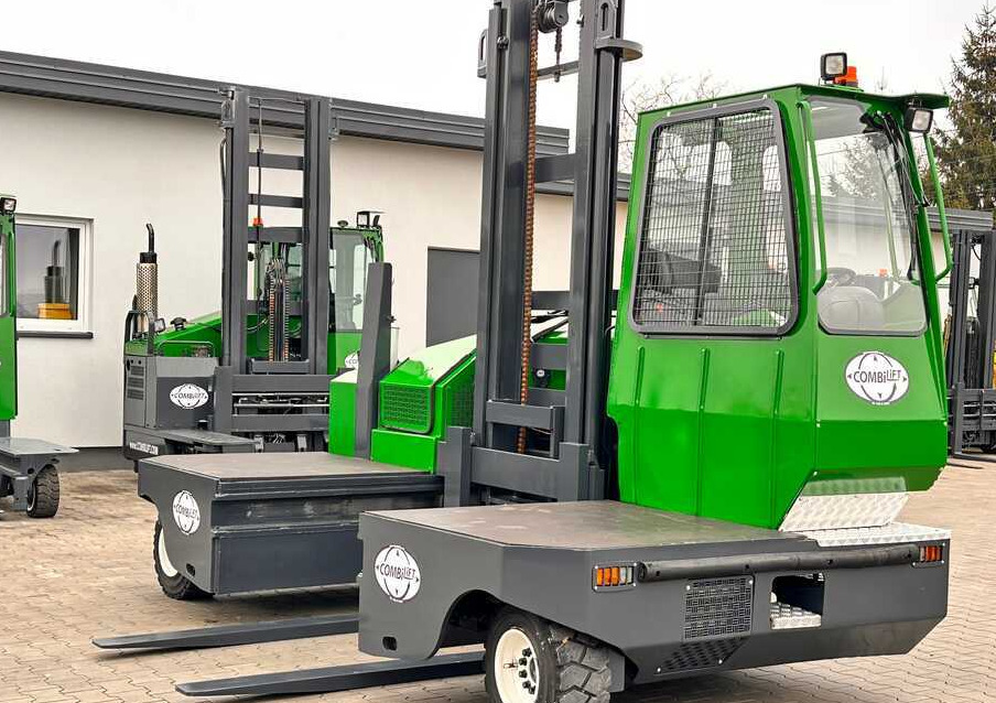 Combilift C5000SL / DIESEL / 4500MM / DUPLEX / CABIN / PLATFORMS / LIKE NEW - Stivuitor lateral: Foto 1 Combilift C5000SL / DIESEL / 4500MM / DUPLEX / CABIN / PLATFORMS / LIKE NEW - Stivuitor lateral: Foto 1