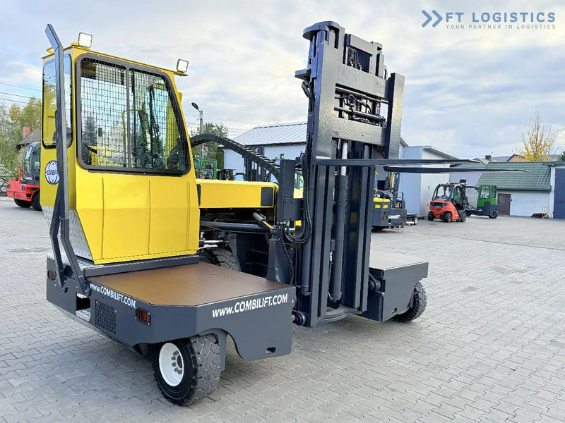 Combilift C5000SR / DIESEL / TRIPLEX MAST – 6100 MM / FORK POSITIONER / FULL CABIN C5000SR / DIESEL / TRIPLEX MAST – 6100 MM / FORK POSITI - Stivuitor lateral: Foto 1 Combilift C5000SR / DIESEL / TRIPLEX MAST – 6100 MM / FORK POSITIONER / FULL CABIN C5000SR / DIESEL / TRIPLEX MAST – 6100 MM / FORK POSITI - Stivuitor lateral: Foto 1