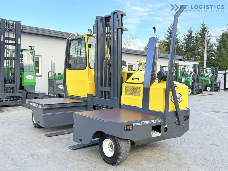 Combilift C5000SR / DIESEL / TRIPLEX MAST – 6100 MM / FORK POSITIONER / FULL CABIN C5000SR / DIESEL / TRIPLEX MAST – 6100 MM / FORK POSITI - Stivuitor lateral: Foto 3 Combilift C5000SR / DIESEL / TRIPLEX MAST – 6100 MM / FORK POSITIONER / FULL CABIN C5000SR / DIESEL / TRIPLEX MAST – 6100 MM / FORK POSITI - Stivuitor lateral: Foto 3