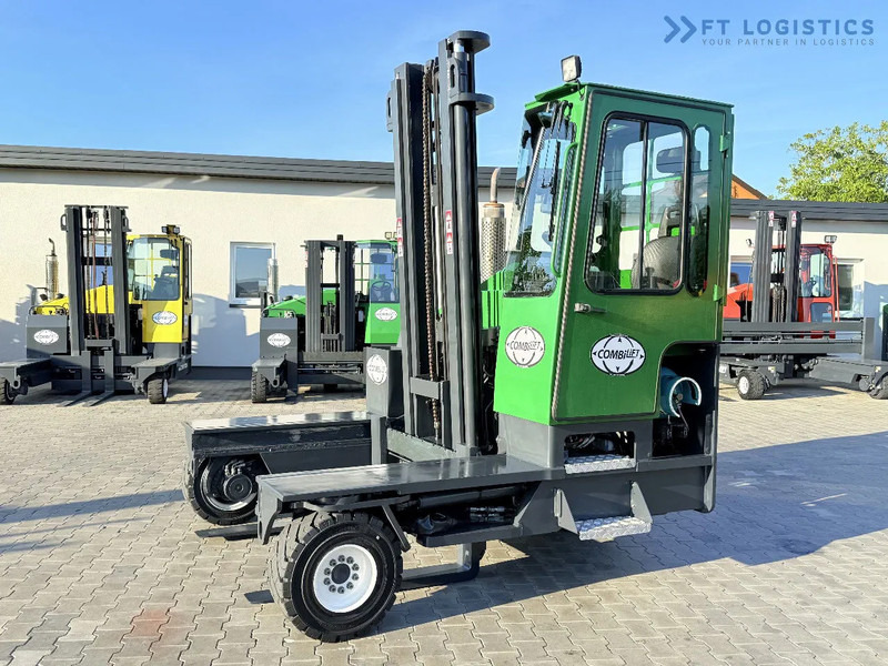 Combilift C5000XL / GAS / DUPLEX 4000 / POSITIONER / FULL CABIN / LIKE NEW C5000XL / GAS / DUPLEX 4000 / POSITIONER / FULL CABIN / LIKE NE - Stivuitor cu catarg retractabil, cu schimbare rapidă de direcţie: Foto 1 Combilift C5000XL / GAS / DUPLEX 4000 / POSITIONER / FULL CABIN / LIKE NEW C5000XL / GAS / DUPLEX 4000 / POSITIONER / FULL CABIN / LIKE NE - Stivuitor cu catarg retractabil, cu schimbare rapidă de direcţie: Foto 1