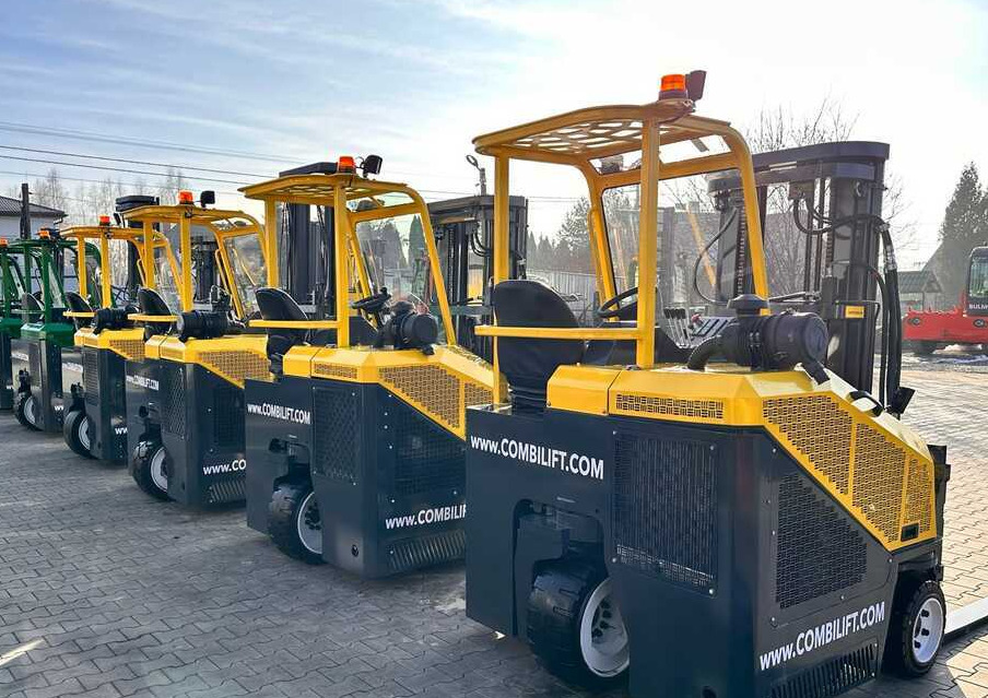 Stivuitor cu catarg retractabil, cu schimbare rapidă de direcţie Combilift CB3000 / LPG / DUPLEX / 4000MM / FREE LIFT / NEW BAND TIRES / LIKE NEW: Foto 38