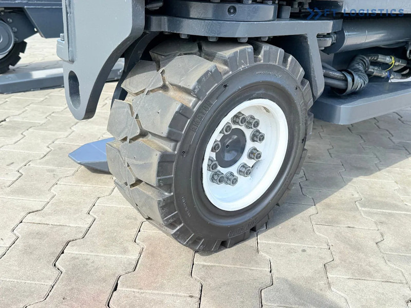 Combilift COMBILIFT C3500 – DUPLEX 4100mm – Year 2016 – 6779 hours – GAS – EXTENDABLE FORKS 800 / 1100MM – CABIN – HEATING + AIR CONDITION - Stivuitor cu catarg retractabil, cu schimbare rapidă de direcţie: Foto 4 Combilift COMBILIFT C3500 – DUPLEX 4100mm – Year 2016 – 6779 hours – GAS – EXTENDABLE FORKS 800 / 1100MM – CABIN – HEATING + AIR CONDITION - Stivuitor cu catarg retractabil, cu schimbare rapidă de direcţie: Foto 4