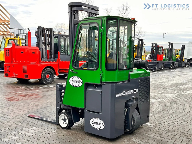 Combilift Combilift C3000CB - DUPLEX 4000mm - Year 2015 - / CABIN - HEATING / ONLY 6546 MTH / EXCELLENT CONDITION / LIKE NEW! Combilift C3 - Stivuitor cu catarg retractabil, cu schimbare rapidă de direcţie: Foto 5 Combilift Combilift C3000CB - DUPLEX 4000mm - Year 2015 - / CABIN - HEATING / ONLY 6546 MTH / EXCELLENT CONDITION / LIKE NEW! Combilift C3 - Stivuitor cu catarg retractabil, cu schimbare rapidă de direcţie: Foto 5