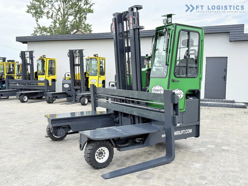 Combilift Combilift C4500 / DIESEL / DUPLEX 4000MM / WIDE FORK POSITIONER / HEATING / FULL CABIN / PERFECT CONDITION / Wide range of four- - Stivuitor cu catarg retractabil, cu schimbare rapidă de direcţie: Foto 2 Combilift Combilift C4500 / DIESEL / DUPLEX 4000MM / WIDE FORK POSITIONER / HEATING / FULL CABIN / PERFECT CONDITION / Wide range of four- - Stivuitor cu catarg retractabil, cu schimbare rapidă de direcţie: Foto 2