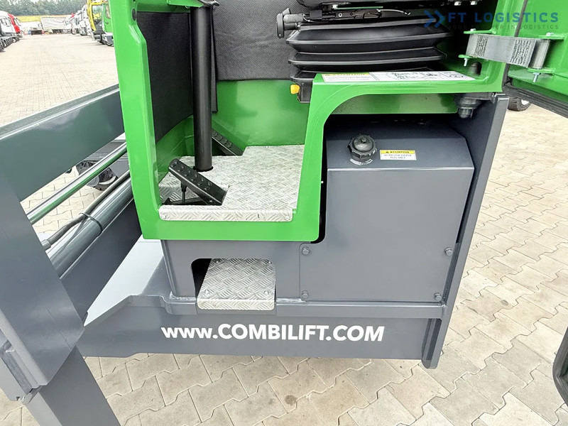 Stivuitor cu catarg retractabil, cu schimbare rapidă de direcţie Combilift Combilift C4500 / DIESEL / DUPLEX 4000MM / WIDE FORK POSITIONER / HEATING / FULL CABIN / PERFECT CONDITION / Wide range of four-: Foto 12