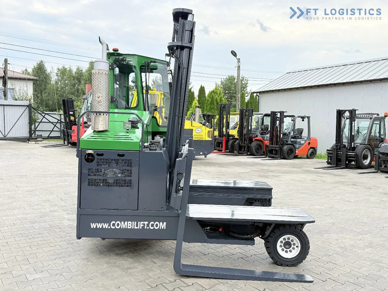 Stivuitor cu catarg retractabil, cu schimbare rapidă de direcţie Combilift Combilift C4500 / DIESEL / DUPLEX 4000MM / WIDE FORK POSITIONER / HEATING / FULL CABIN / PERFECT CONDITION / Wide range of four-: Foto 8