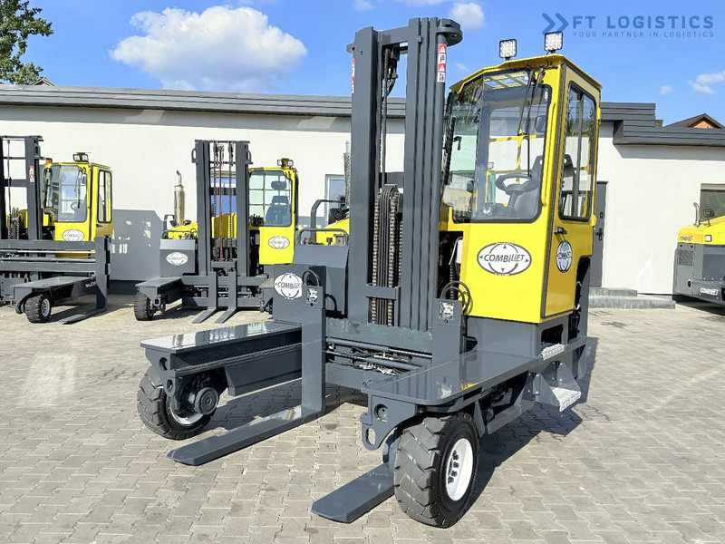 Combilift Combilift C5000XL / GAS / TRIPLEX 6000MM / FREE LIFT / FORK POSITIONER / HEATING / TELESCOPIC FORKS 1200/2000MM / FULL HEATED CA - Stivuitor cu catarg retractabil, cu schimbare rapidă de direcţie: Foto 3 Combilift Combilift C5000XL / GAS / TRIPLEX 6000MM / FREE LIFT / FORK POSITIONER / HEATING / TELESCOPIC FORKS 1200/2000MM / FULL HEATED CA - Stivuitor cu catarg retractabil, cu schimbare rapidă de direcţie: Foto 3