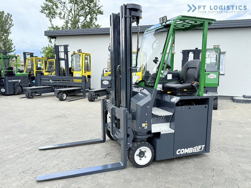 Combilift Combilift CBE2500 / TRIPLEX / 5500MM / FREE LIFT / ELECTRIC DRIVE / ONLY 2300 MTH / FORK POSITIONER / SIDE SHIFT / NEW TYRES / L - Stivuitor cu catarg retractabil, cu schimbare rapidă de direcţie: Foto 2 Combilift Combilift CBE2500 / TRIPLEX / 5500MM / FREE LIFT / ELECTRIC DRIVE / ONLY 2300 MTH / FORK POSITIONER / SIDE SHIFT / NEW TYRES / L - Stivuitor cu catarg retractabil, cu schimbare rapidă de direcţie: Foto 2