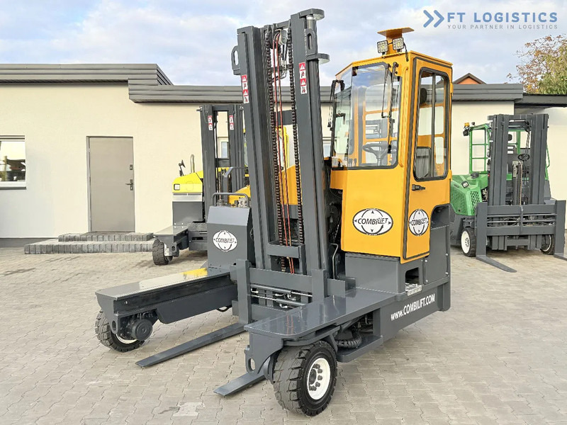 Combilift Combilift FOUR-WAY – MULTI-DIRECTIONAL FORKLIFT / COMBILIFT C4000 / DIESEL / DUPLEX 4100MM / FORK POSITIONER / FULL HEATED CABIN - Stivuitor cu catarg retractabil, cu schimbare rapidă de direcţie: Foto 4 Combilift Combilift FOUR-WAY – MULTI-DIRECTIONAL FORKLIFT / COMBILIFT C4000 / DIESEL / DUPLEX 4100MM / FORK POSITIONER / FULL HEATED CABIN - Stivuitor cu catarg retractabil, cu schimbare rapidă de direcţie: Foto 4