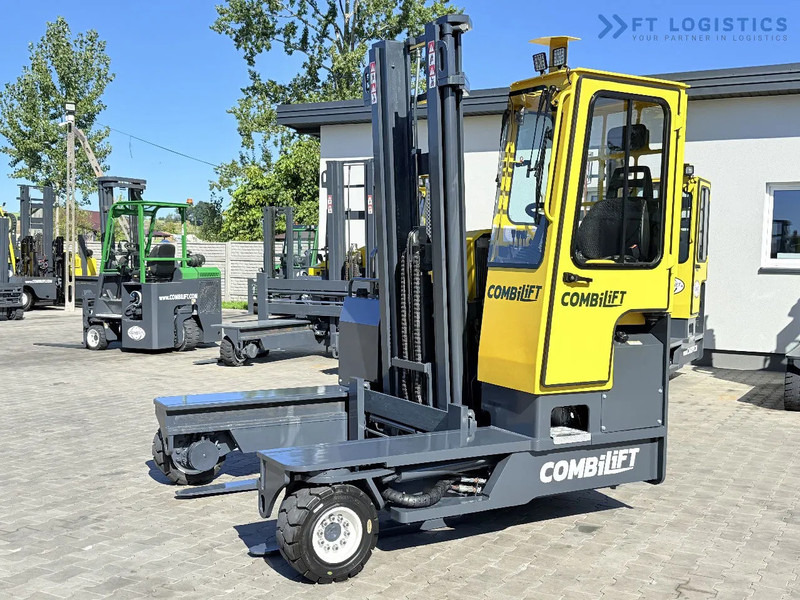 Combilift Combilift FOUR-WAY MULTIDIRECTIONAL FORKLIFT C4000 / DIESEL / DUPLEX 4100MM / ONLY 2888 HOURS / FORK POSITIONER / FULL CABIN – H - Stivuitor cu catarg retractabil, cu schimbare rapidă de direcţie: Foto 4 Combilift Combilift FOUR-WAY MULTIDIRECTIONAL FORKLIFT C4000 / DIESEL / DUPLEX 4100MM / ONLY 2888 HOURS / FORK POSITIONER / FULL CABIN – H - Stivuitor cu catarg retractabil, cu schimbare rapidă de direcţie: Foto 4