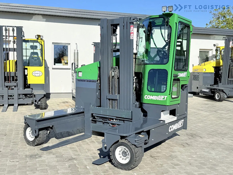 Combilift Combilift FOUR-WAY MULTIDIRECTIONAL FORKLIFT C4500 / DIESEL / TRIPLEX 4900MM / ONLY 4854 HOURS / FORK POSITIONER / FULL CABIN – - Stivuitor cu catarg retractabil, cu schimbare rapidă de direcţie: Foto 1 Combilift Combilift FOUR-WAY MULTIDIRECTIONAL FORKLIFT C4500 / DIESEL / TRIPLEX 4900MM / ONLY 4854 HOURS / FORK POSITIONER / FULL CABIN – - Stivuitor cu catarg retractabil, cu schimbare rapidă de direcţie: Foto 1