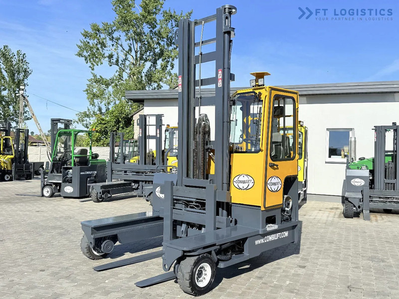 Combilift FOUR-WAY MULTIDIRECTIONAL FORKLIFT / C4000 / DUPLEX - 5500MM / FREE-LIFT / FORKS POSITIONER / LIKE-NEW FOUR-WAY MULTIDIRECTIONAL - Stivuitor cu catarg retractabil, cu schimbare rapidă de direcţie: Foto 5 Combilift FOUR-WAY MULTIDIRECTIONAL FORKLIFT / C4000 / DUPLEX - 5500MM / FREE-LIFT / FORKS POSITIONER / LIKE-NEW FOUR-WAY MULTIDIRECTIONAL - Stivuitor cu catarg retractabil, cu schimbare rapidă de direcţie: Foto 5