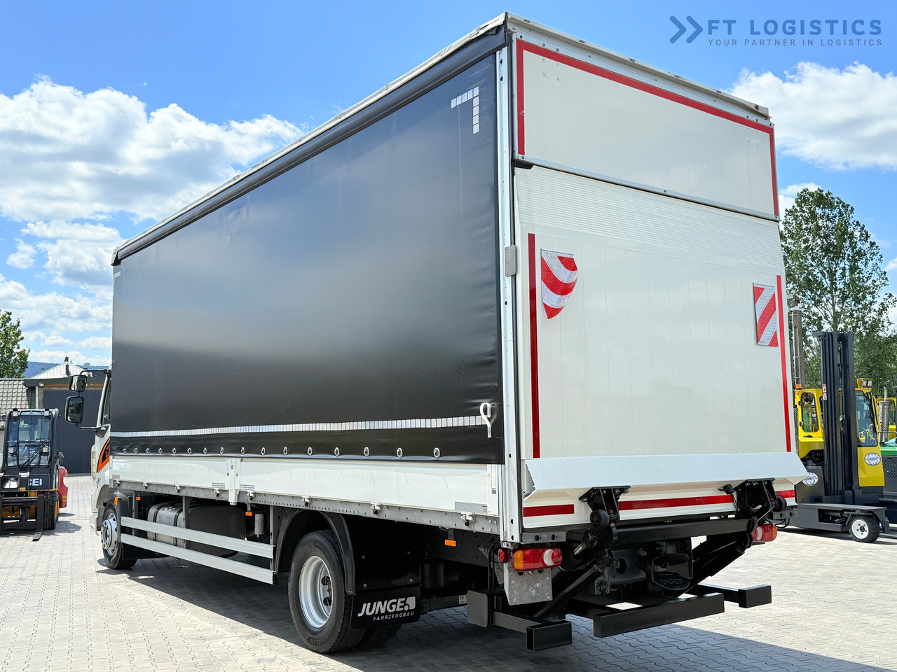 Leasing de DAF LF 260 FA / AUTOMATIC / 9,255 kg PAYLOAD / 4x2 / 18 PALLETS / TAIL LIFT / SIDE BOARDS / EXCELLENT CONDITION! [ Copy ] DAF LF 260 FA / AUTOMATIC / 9,255 kg PAYLOAD / 4x2 / 18 PALLETS / TAIL LIFT / SIDE BOARDS / EXCELLENT CONDITION! [ Copy ]: Foto 19