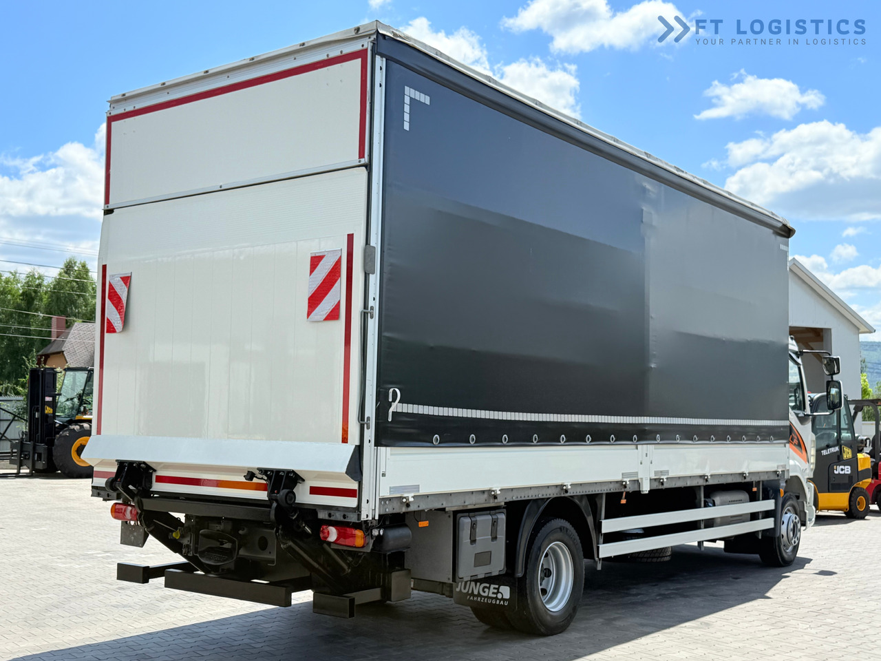 Leasing de DAF LF 260 FA / AUTOMATIC / 9,255 kg PAYLOAD / 4x2 / 18 PALLETS / TAIL LIFT / SIDE BOARDS / EXCELLENT CONDITION! [ Copy ] DAF LF 260 FA / AUTOMATIC / 9,255 kg PAYLOAD / 4x2 / 18 PALLETS / TAIL LIFT / SIDE BOARDS / EXCELLENT CONDITION! [ Copy ]: Foto 14