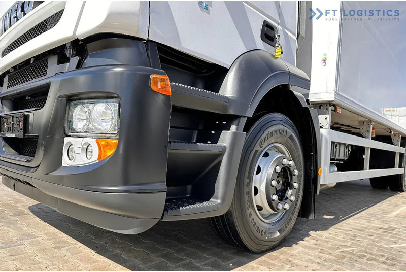 Iveco Stralis 420 STRALIS 420 / Refrigerated Truck / Carrier Supra 950 / 19 Pallets / Tail Lift / Tires - Camion frigider: Foto 4 Iveco Stralis 420 STRALIS 420 / Refrigerated Truck / Carrier Supra 950 / 19 Pallets / Tail Lift / Tires - Camion frigider: Foto 4