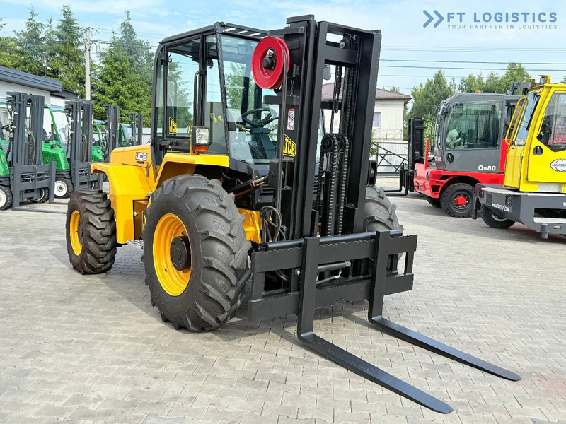 JCB 940 / DIESEL / TRIPLEX 4500MM / FORK POSITIONER / SIDE SHIFT / 4T / NEW TYRES / LIKE NEW 940 / DIESEL / TRIPLEX 4500MM / FORK PO - Stivuitor de teren dificil: Foto 5 JCB 940 / DIESEL / TRIPLEX 4500MM / FORK POSITIONER / SIDE SHIFT / 4T / NEW TYRES / LIKE NEW 940 / DIESEL / TRIPLEX 4500MM / FORK PO - Stivuitor de teren dificil: Foto 5