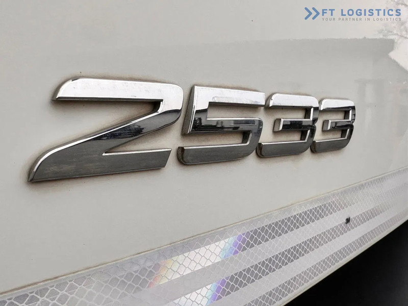 Mercedes-Benz Actros 2532 ANTOS 2533 / TAIL LIFT / 19X PALLETS / TIRES 80% / PERFECT CONDITION! - Camion frigider: Foto 5 Mercedes-Benz Actros 2532 ANTOS 2533 / TAIL LIFT / 19X PALLETS / TIRES 80% / PERFECT CONDITION! - Camion frigider: Foto 5