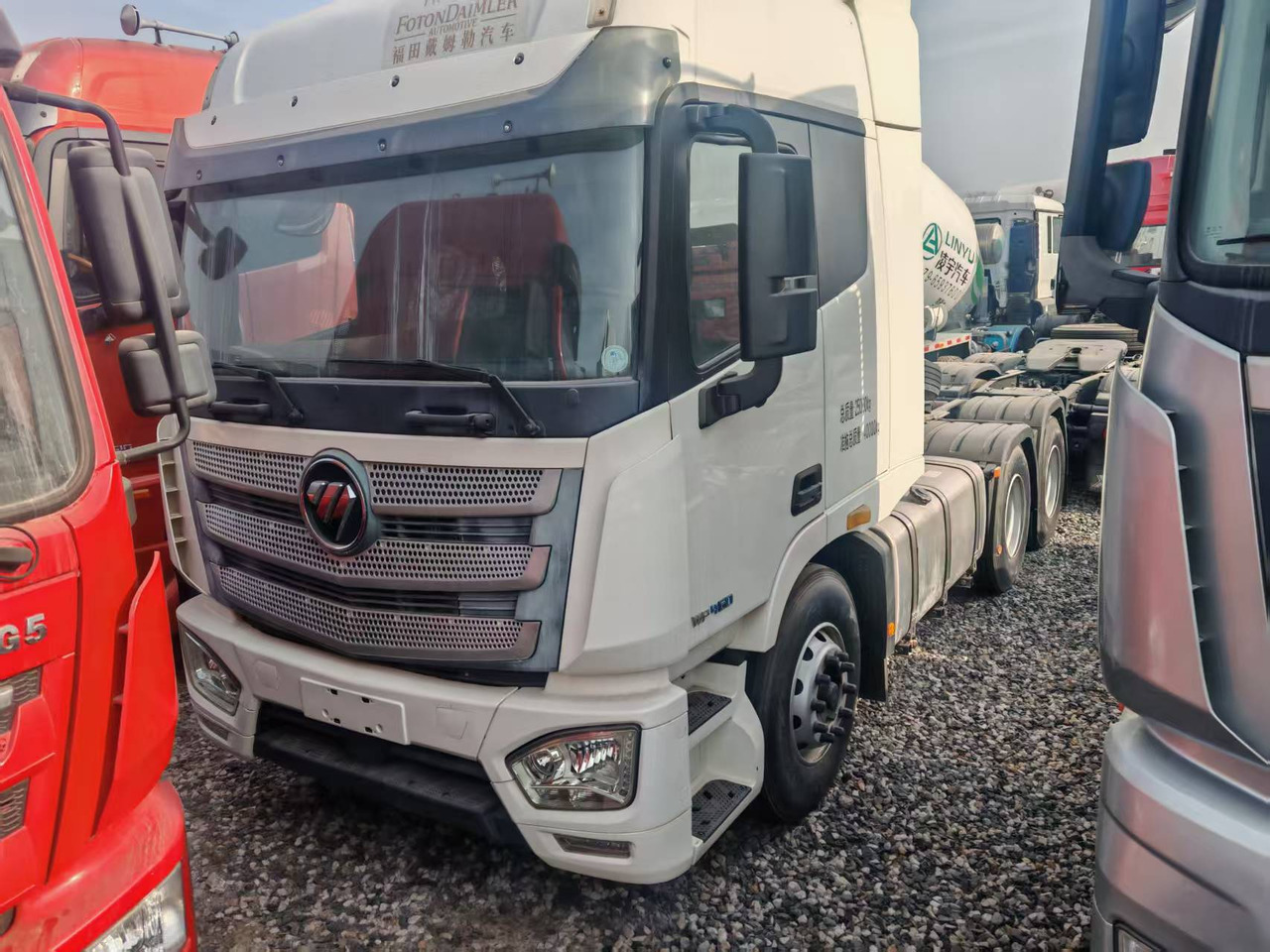 Auman 6×4 - Remorcă şasiu: Foto 2 Auman 6×4 - Remorcă şasiu: Foto 2