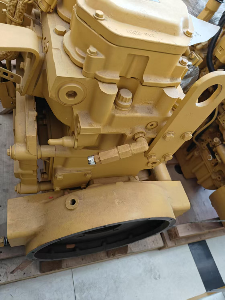 CATERPILLAR 3126B - Motor pentru Excavator: Foto 1 CATERPILLAR 3126B - Motor pentru Excavator: Foto 1