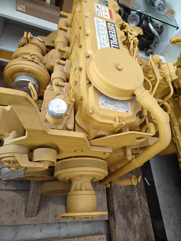 CATERPILLAR 3126B - Motor pentru Excavator: Foto 3 CATERPILLAR 3126B - Motor pentru Excavator: Foto 3