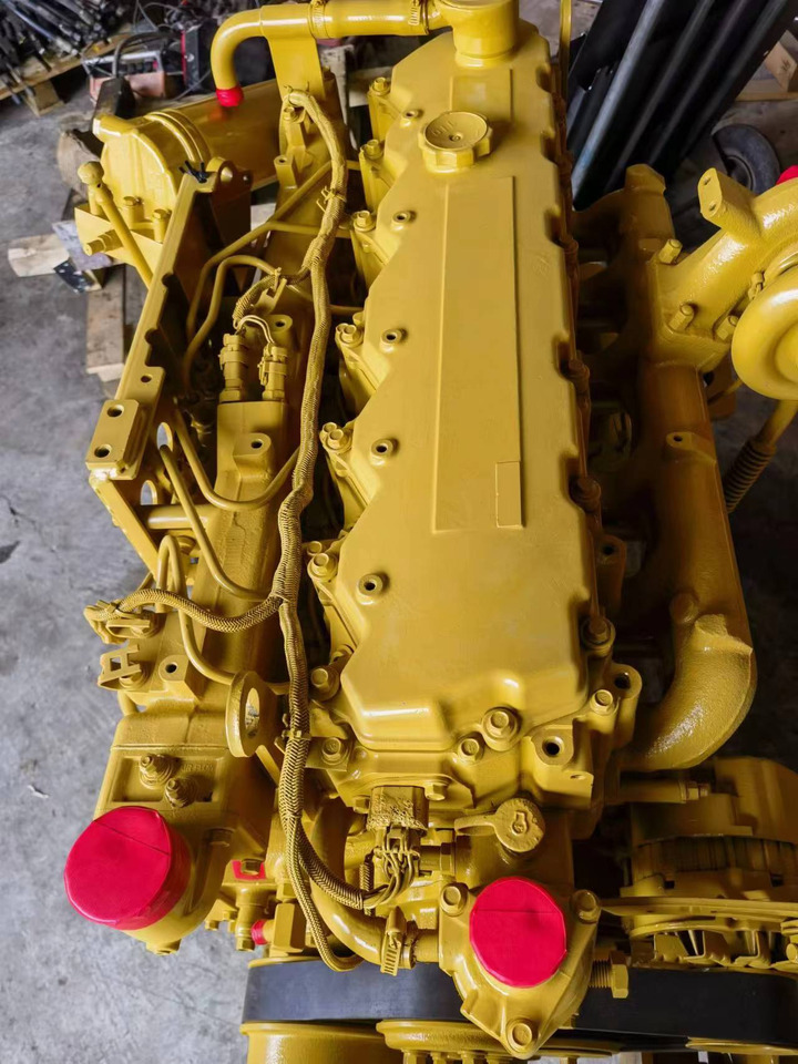 CATERPILLAR C6.4 - Motor pentru Excavator: Foto 4 CATERPILLAR C6.4 - Motor pentru Excavator: Foto 4