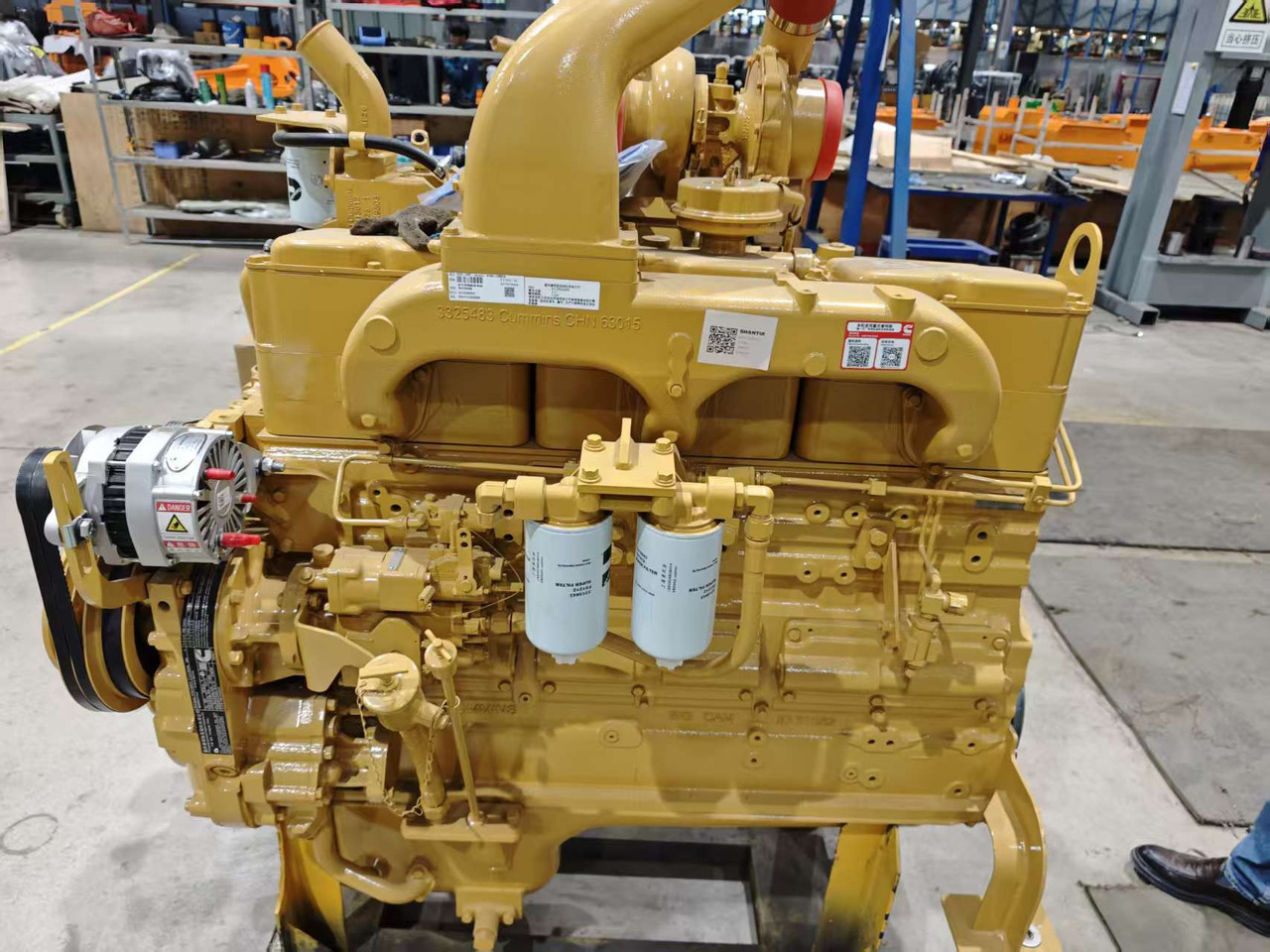 CUMMINS NT855 - Motor pentru Excavator: Foto 5 CUMMINS NT855 - Motor pentru Excavator: Foto 5