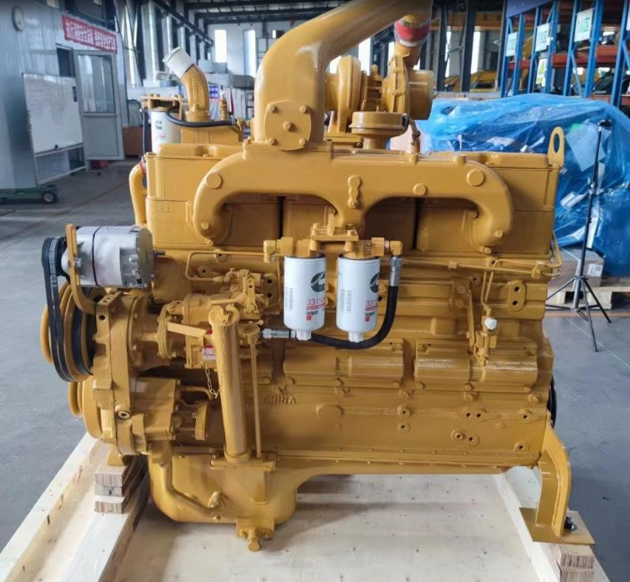 CUMMINS NT855 - Motor pentru Excavator: Foto 3 CUMMINS NT855 - Motor pentru Excavator: Foto 3
