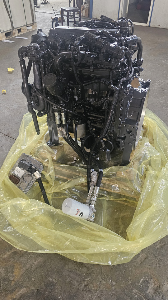 CUMMINS QSF3.8 - Motor pentru Excavator: Foto 2 CUMMINS QSF3.8 - Motor pentru Excavator: Foto 2