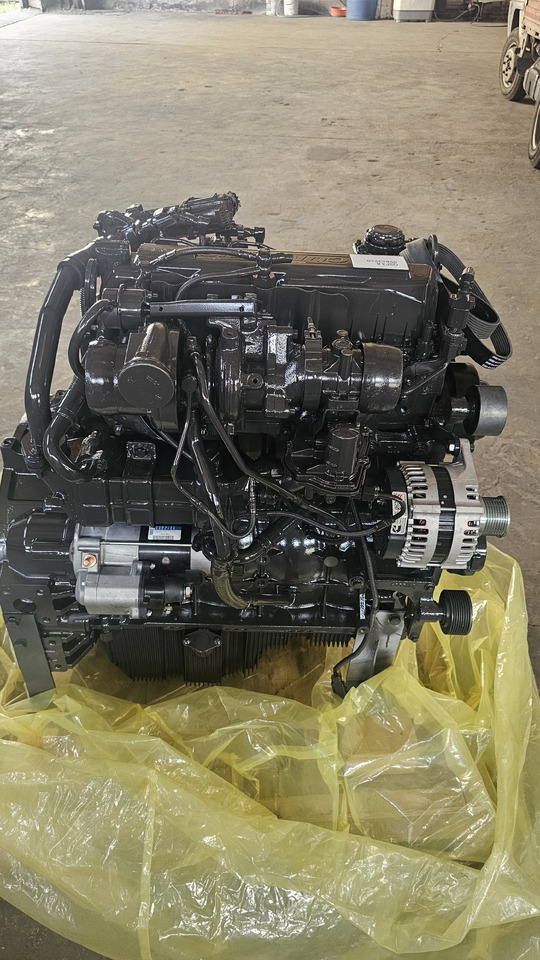 CUMMINS QSF3.8 - Motor pentru Excavator: Foto 5 CUMMINS QSF3.8 - Motor pentru Excavator: Foto 5
