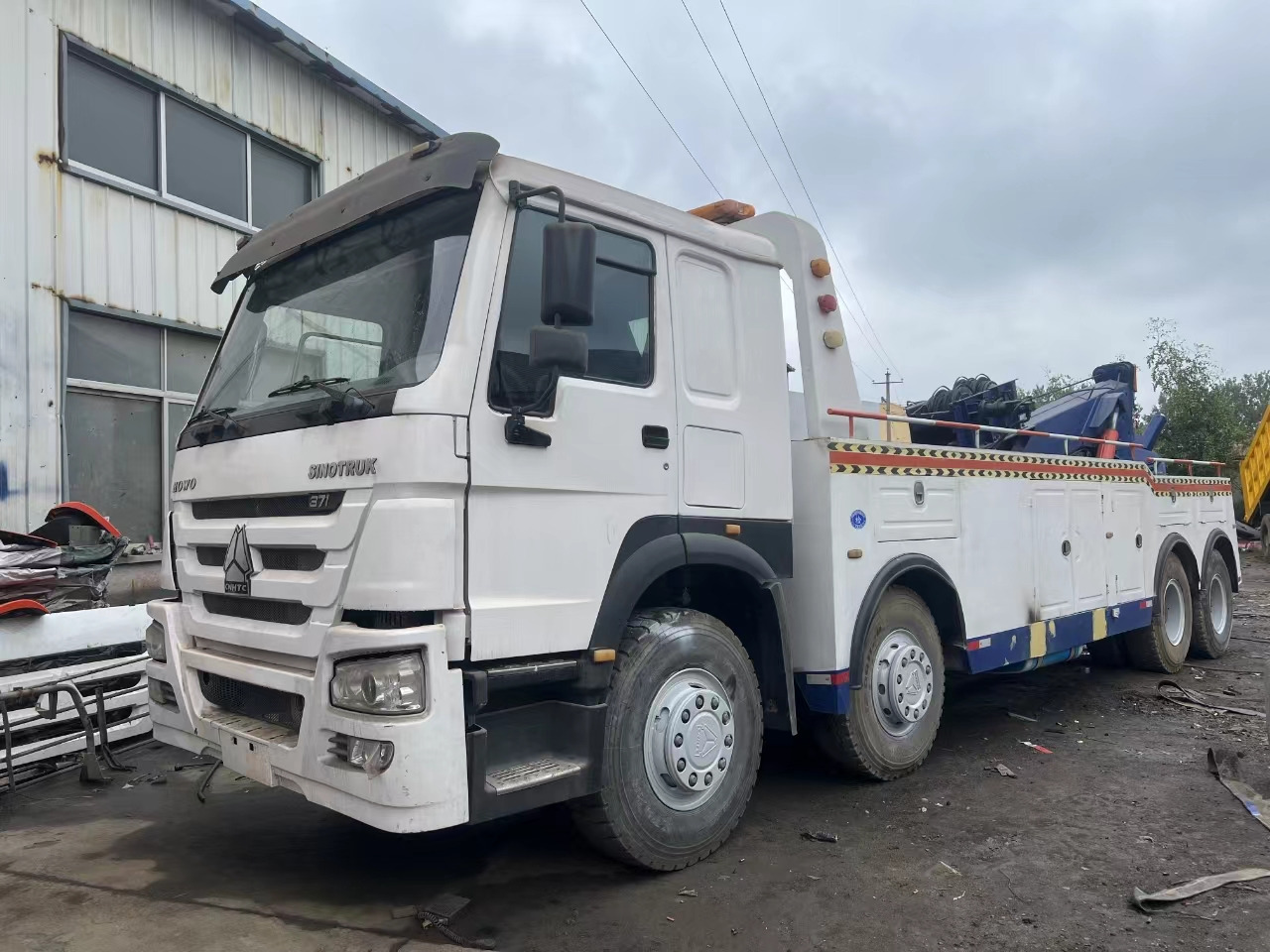 SINOTRUK - Camion: Foto 2 SINOTRUK - Camion: Foto 2