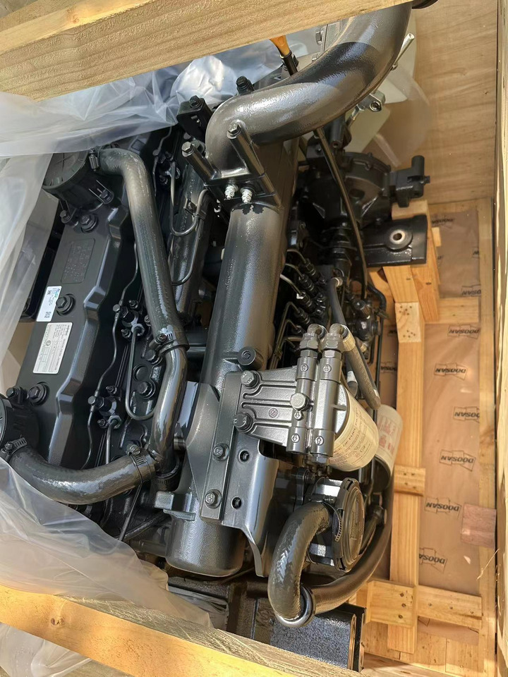 DOOSAN DE12TIS - Motor pentru Excavator: Foto 2 DOOSAN DE12TIS - Motor pentru Excavator: Foto 2