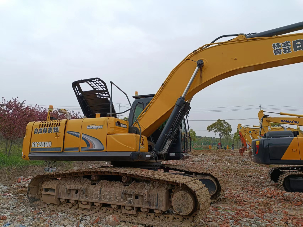 HINO J05E - Motor pentru Excavator: Foto 3 HINO J05E - Motor pentru Excavator: Foto 3