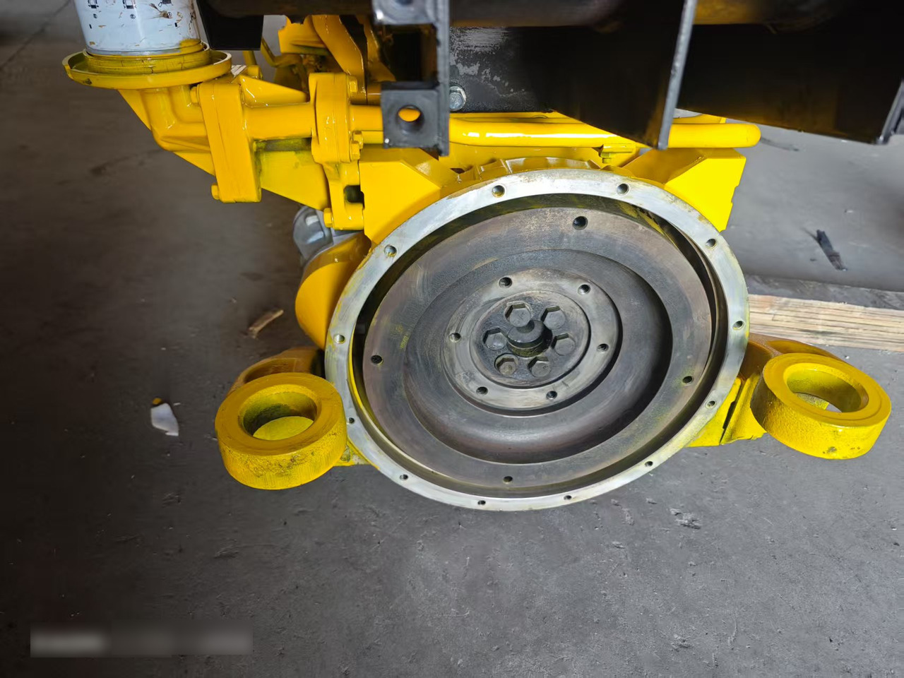 KOMATSU 4D95LE - Motor pentru Excavator: Foto 4 KOMATSU 4D95LE - Motor pentru Excavator: Foto 4