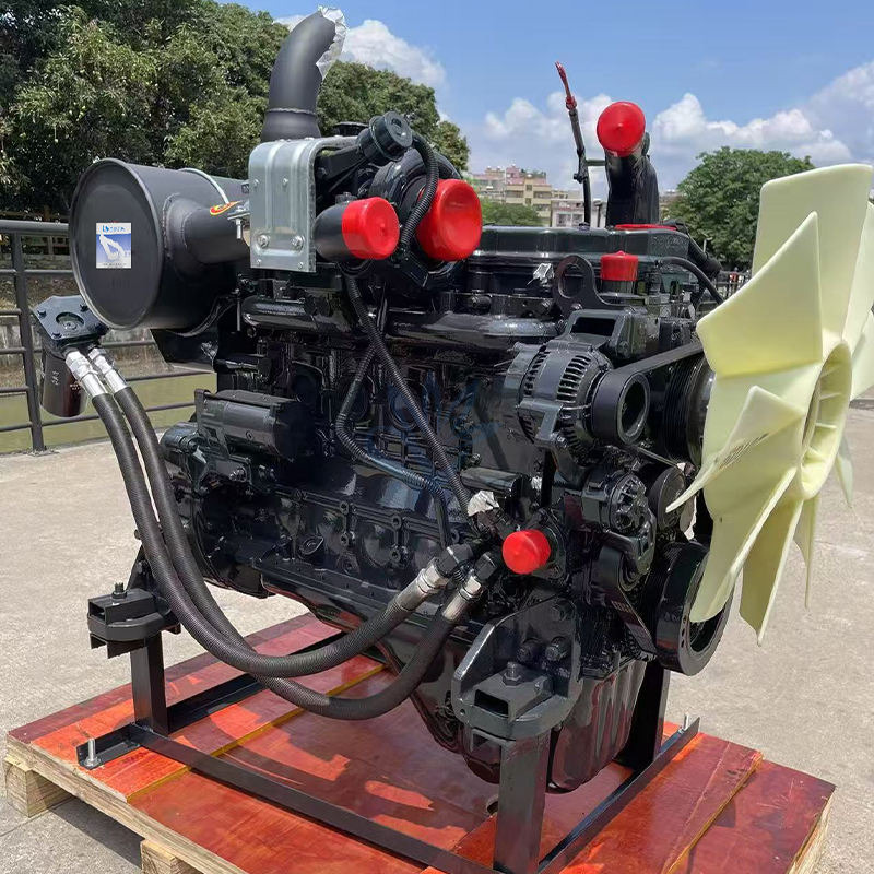 KOMATSU 6D107E-1 - Motor pentru Excavator: Foto 1 KOMATSU 6D107E-1 - Motor pentru Excavator: Foto 1