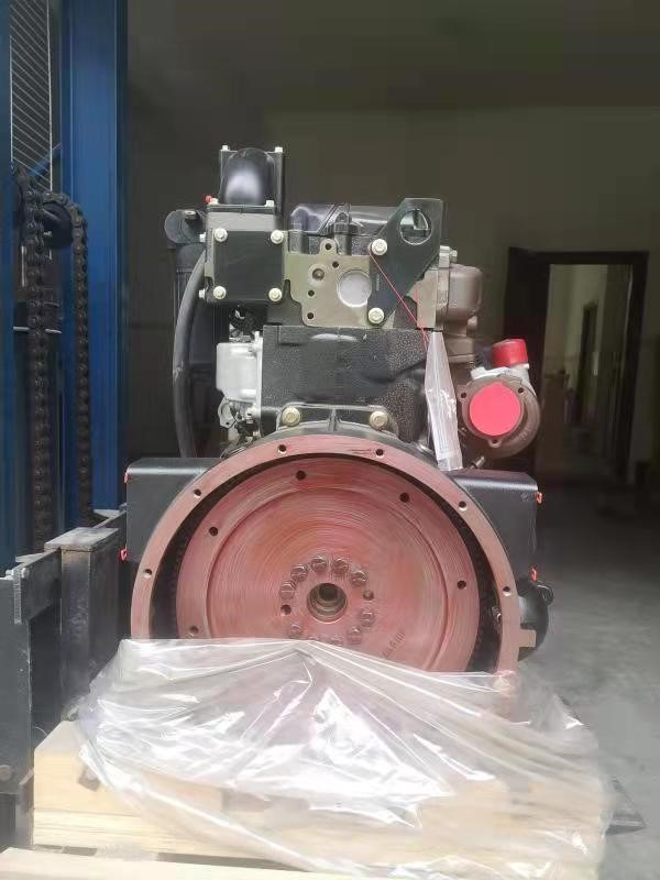 PERKINS 1104C-44T - Motor pentru Excavator: Foto 4 PERKINS 1104C-44T - Motor pentru Excavator: Foto 4