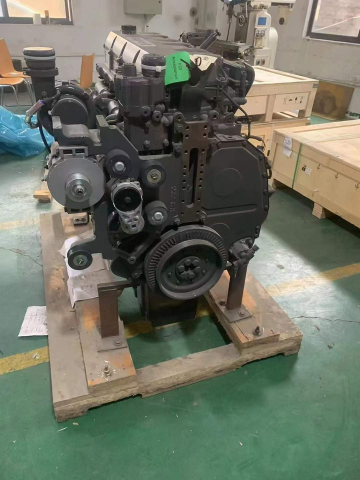 PERKINS 2206D - Motor pentru Excavator: Foto 4 PERKINS 2206D - Motor pentru Excavator: Foto 4