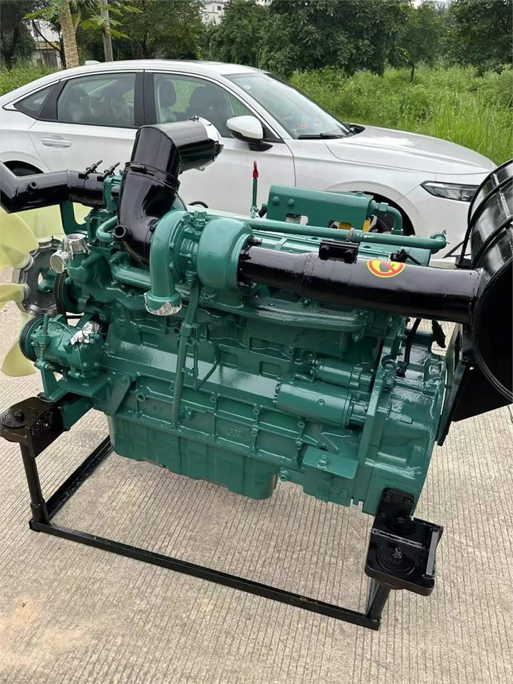 VOLVO D7D - Motor pentru Excavator: Foto 3 VOLVO D7D - Motor pentru Excavator: Foto 3