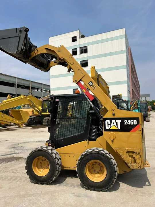 90% New Front Loader Tractor CAT 246D Skid Steer Loader / Used Cat 226B 246C 246d Mini Skid Steer Loader in Stock - Mini încărcător: Foto 5 90% New Front Loader Tractor CAT 246D Skid Steer Loader / Used Cat 226B 246C 246d Mini Skid Steer Loader in Stock - Mini încărcător: Foto 5