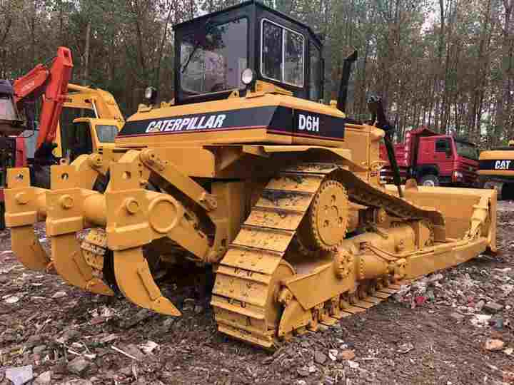 CAT High Quality Used Machinery , Original D6h Cat Bulldozer , Winch Attached Cat Bulldozer - Buldozer: Foto 4 CAT High Quality Used Machinery , Original D6h Cat Bulldozer , Winch Attached Cat Bulldozer - Buldozer: Foto 4