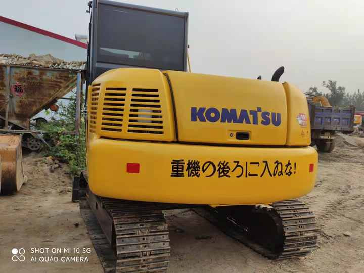 Cheap Used Komatsu PC70 Crawler Excavator with High Efficiency Used Heavy Machinery Komatsu P70 Digger Cheap for Sale - Excavator pe şenile: Foto 4 Cheap Used Komatsu PC70 Crawler Excavator with High Efficiency Used Heavy Machinery Komatsu P70 Digger Cheap for Sale - Excavator pe şenile: Foto 4